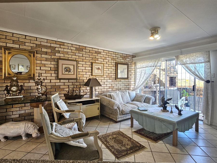 3 Bedroom Property for Sale in C Place Eastern Cape